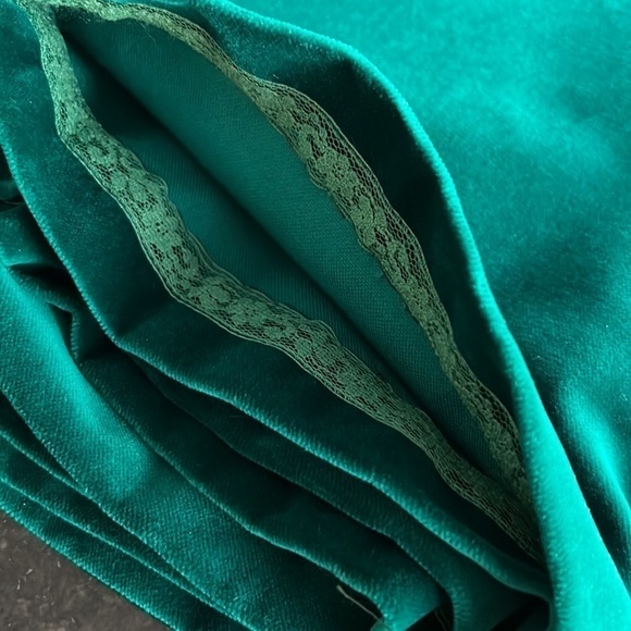 Vintage Velvet Maxi Handmade Emerald Green Witchy Fairy Long Skirt - Picture 10 of 14
